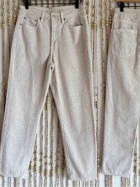 American Eagle Outfitters Cream High-Rise Jeans